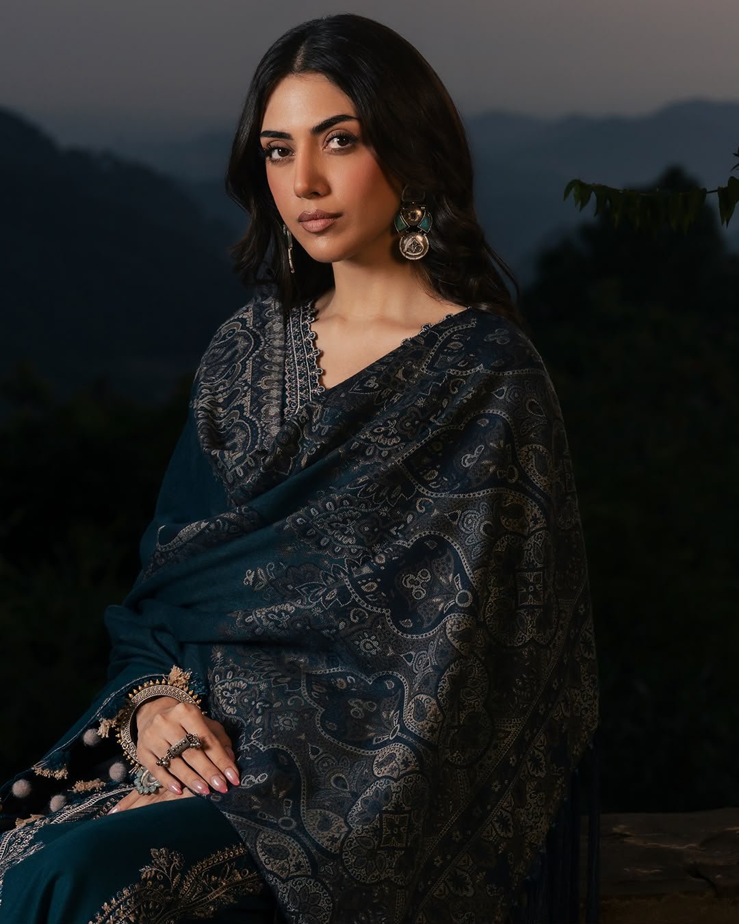 NEW ARRIVAL'S WINTER 3PC - Unstitched Khaddar Pakistani Ladies Fashion (View 3)